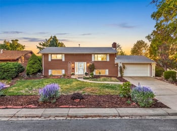 391 S Tucson Way, Aurora, CO 80012