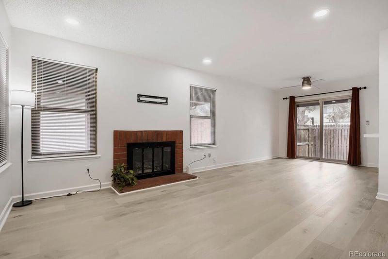 3812 S Fraser St, Aurora, CO 80014