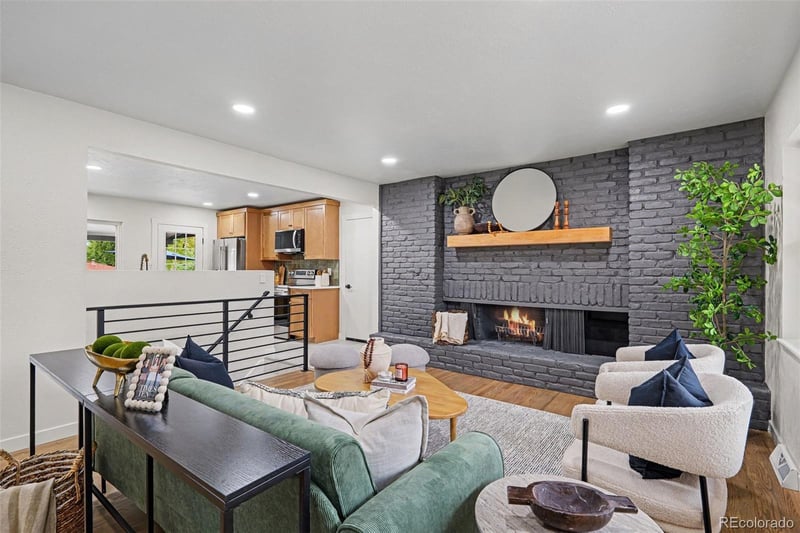 1714 S Vivian Ct, Lakewood, CO 80228