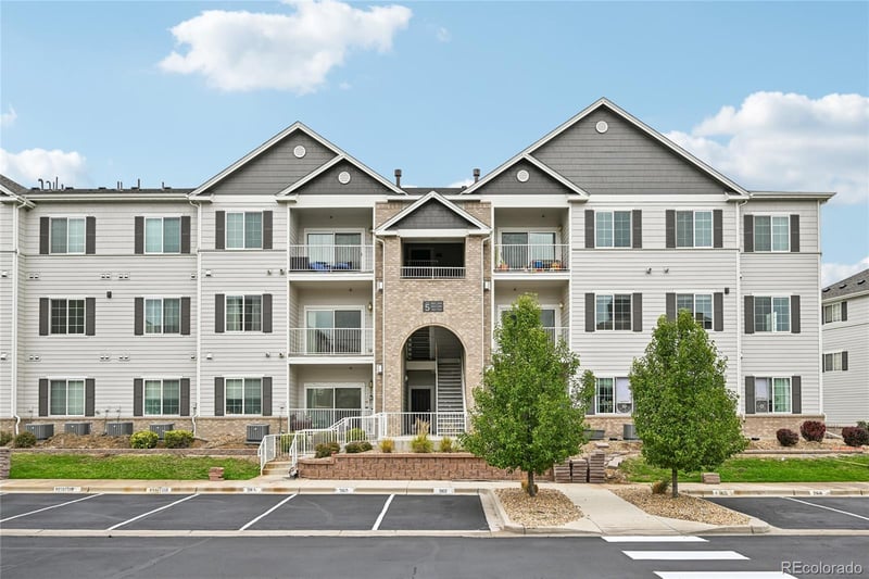 15700 E Jamison Dr #204, Englewood, CO 80112