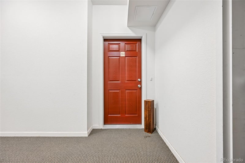 15700 E Jamison Dr #204, Englewood, CO 80112