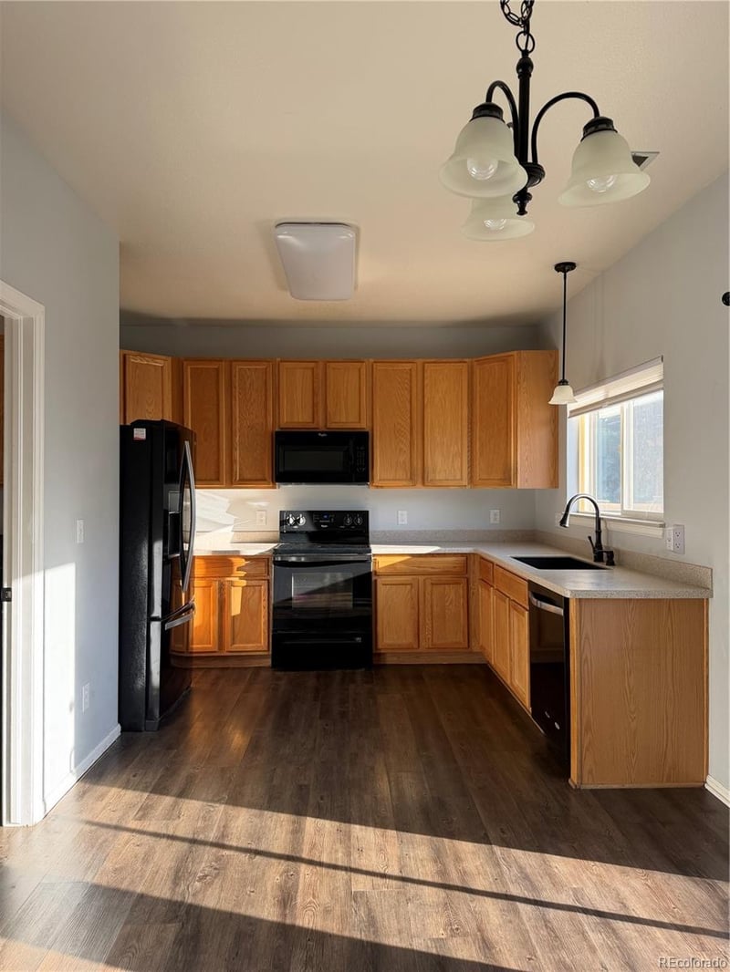 8436 S Reed St, Littleton, CO 80128