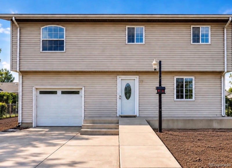 7061 Dahlia St, Commerce City, CO 80022