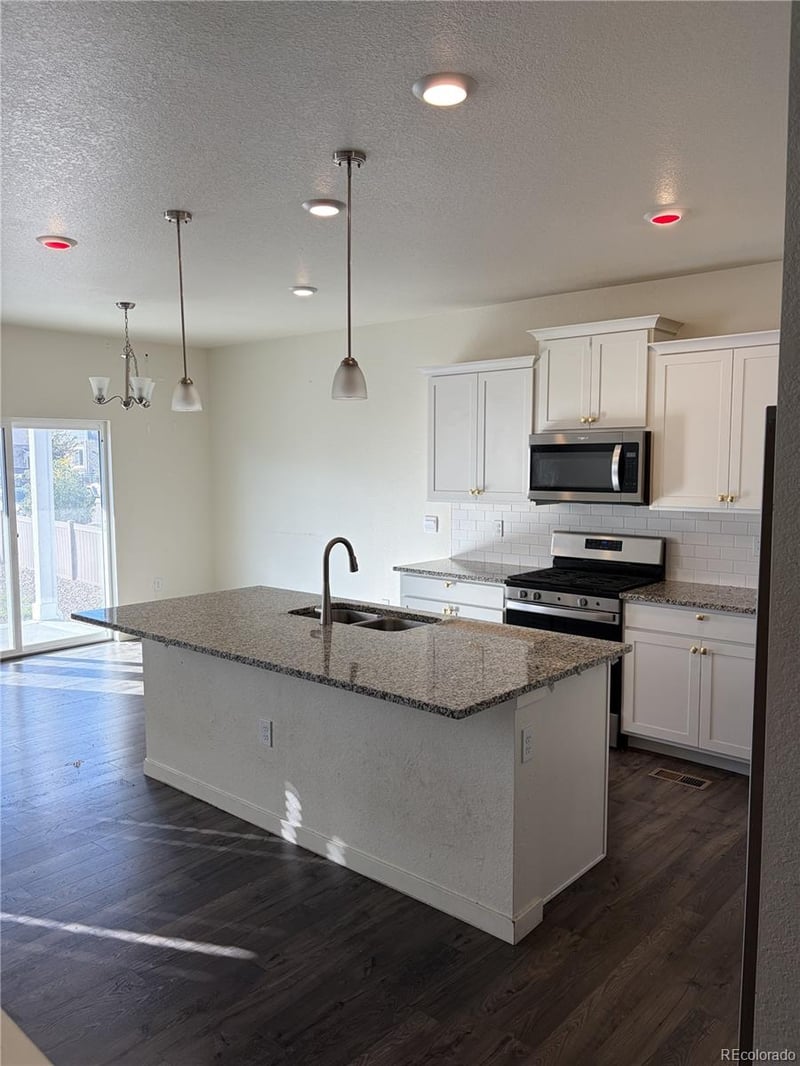 49 N Waterloo St, Aurora, CO 80018