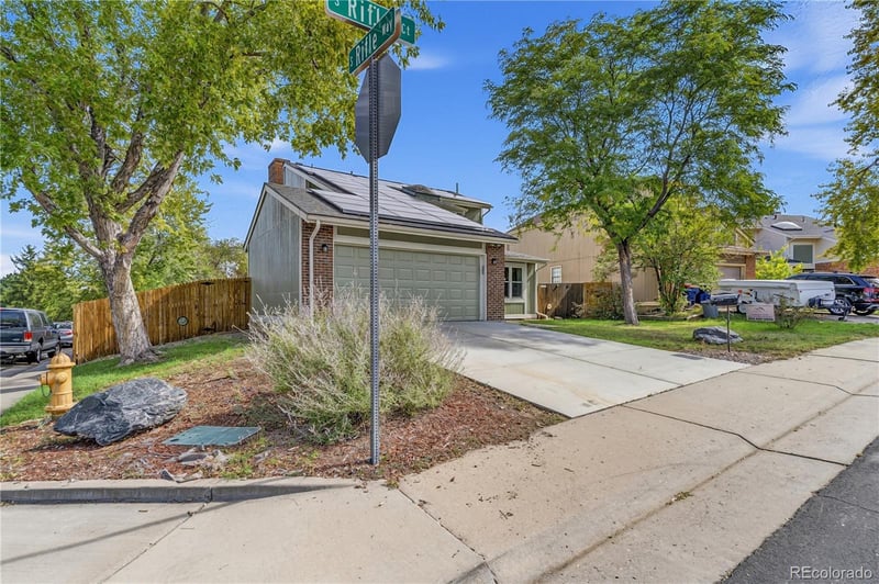 838 S Rifle, Aurora, CO 80017