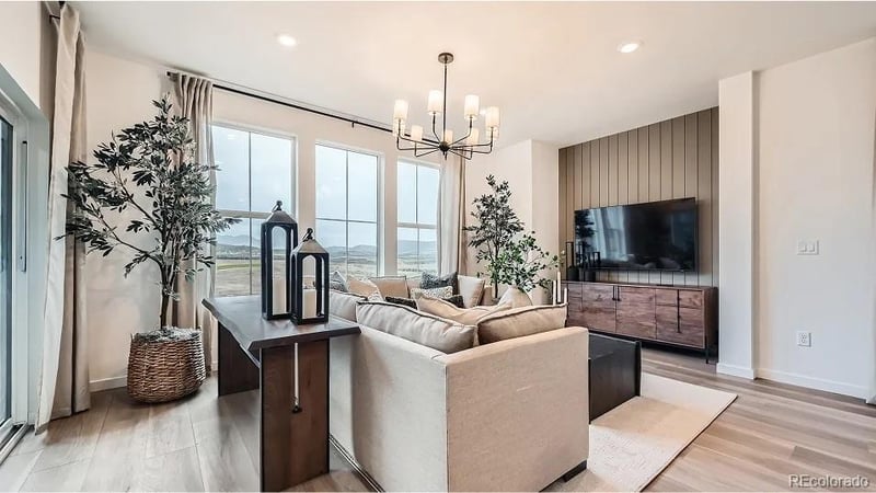 1968 Crested Lark, Fort Collins, CO 80528