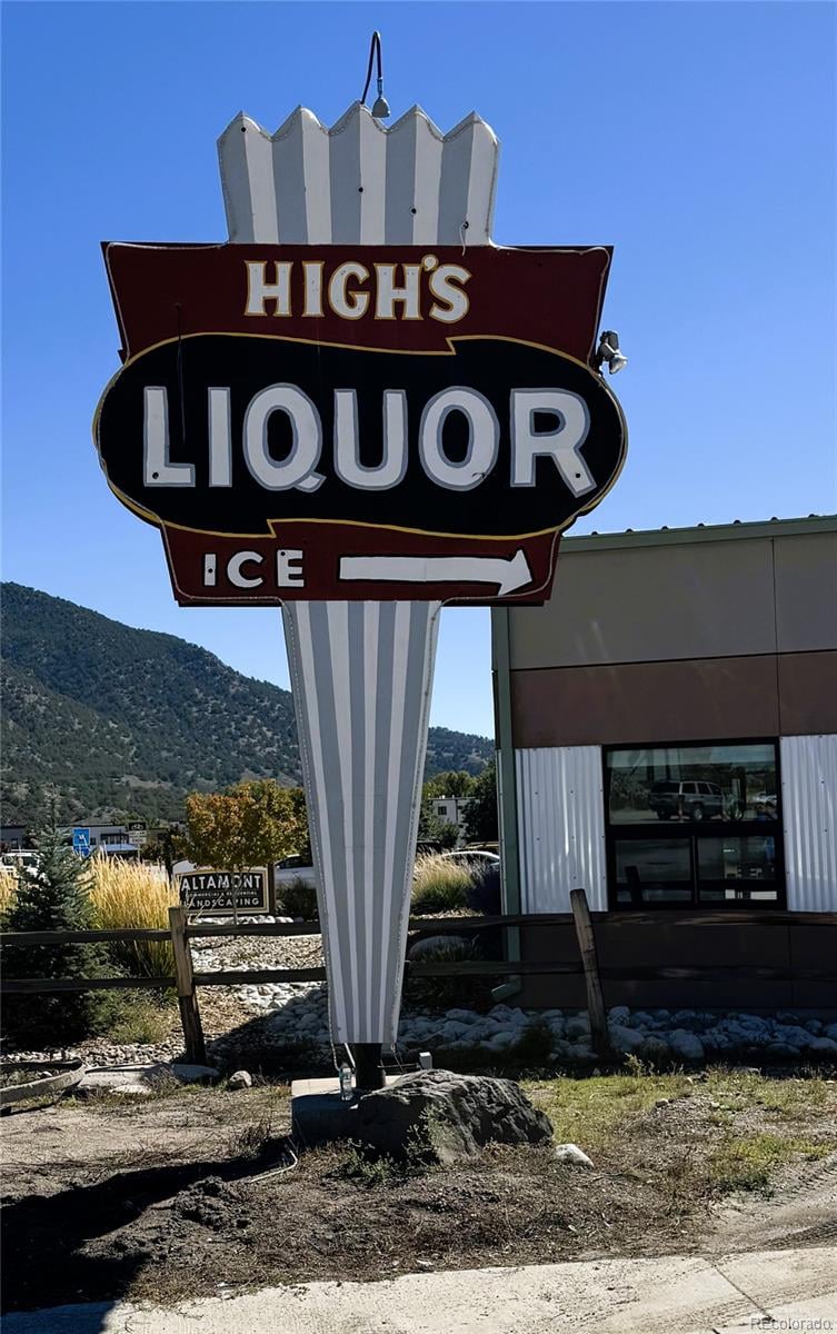 1435 E Rainbow Blvd, Salida, CO 81201