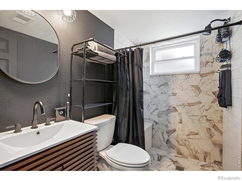 986 E 114th Pl, Northglenn, CO 80233