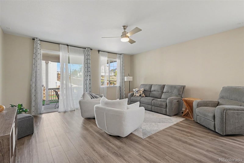 21985 E Tufts Cir, Aurora, CO 80015