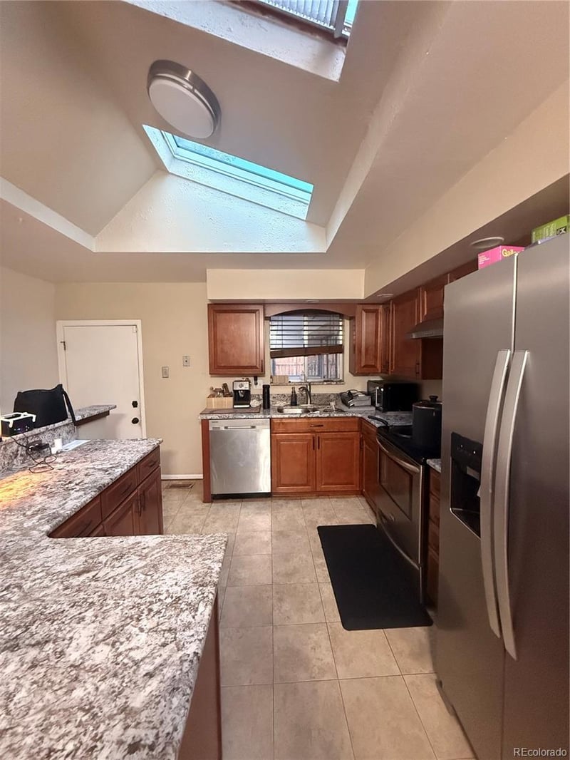 2576 S Flower St, Lakewood, CO 80227