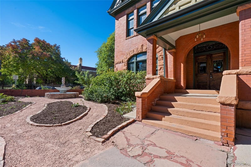 1307 Josephine St, Denver, CO 80206