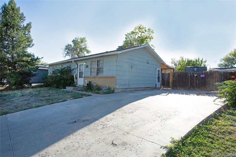 5557 Crystal Way, Denver, CO 80239