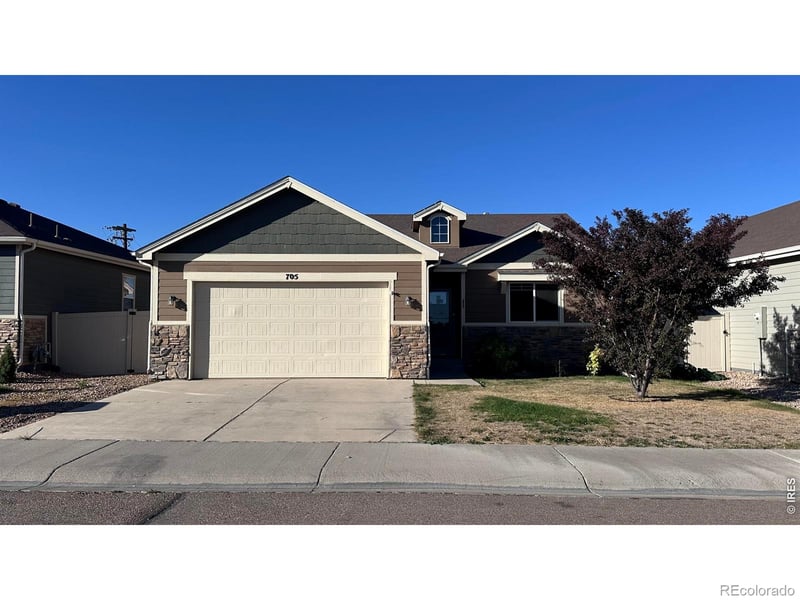 705 N Country Trl, Ault, CO 80610
