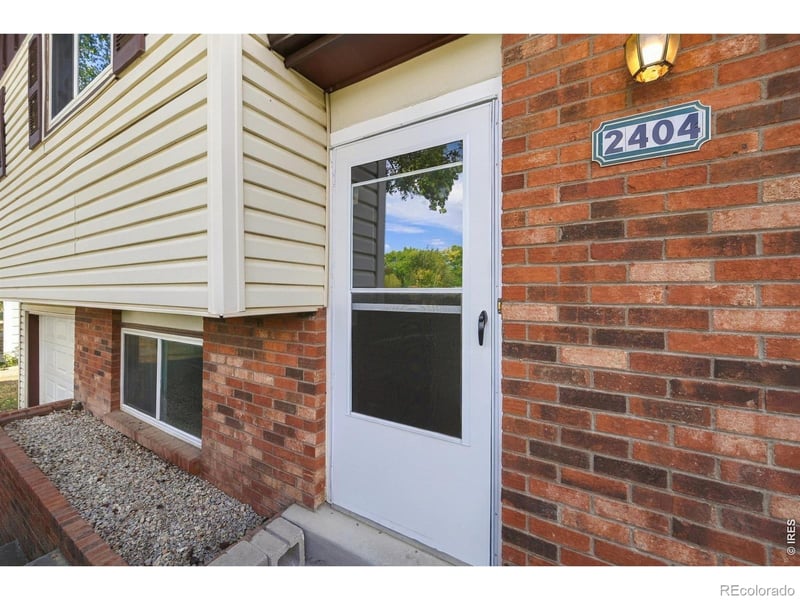 2404 N Van Buren Ave, Loveland, CO 80538