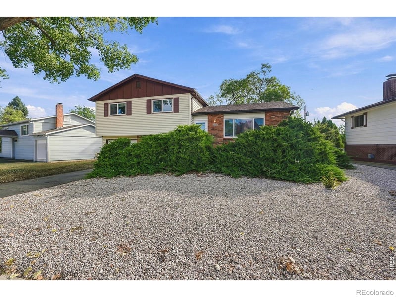 2404 N Van Buren Ave, Loveland, CO 80538