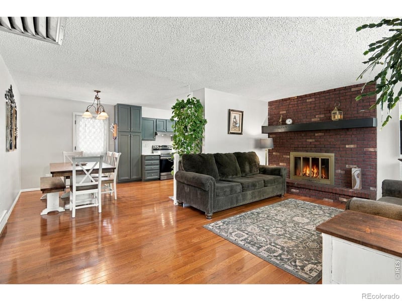 1 Texas Ln, Longmont, CO 80501