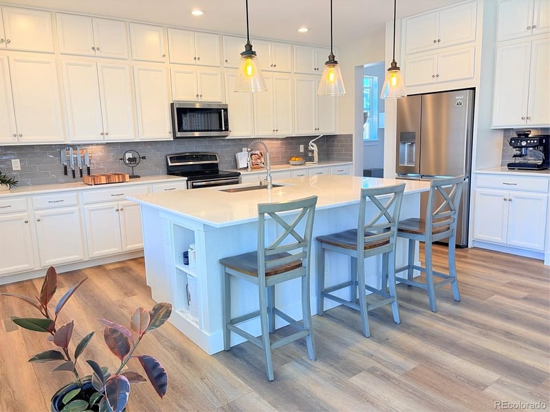 15934 Burrowing Owl Ct, Morrison, CO 80465