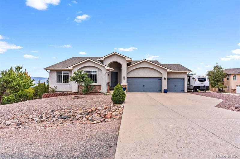 144 Eagle Crest Loop, Canon City, CO 81212