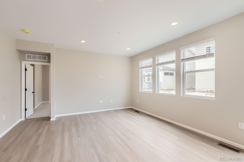 4231 Crestone Peak St, Brighton, CO 80601