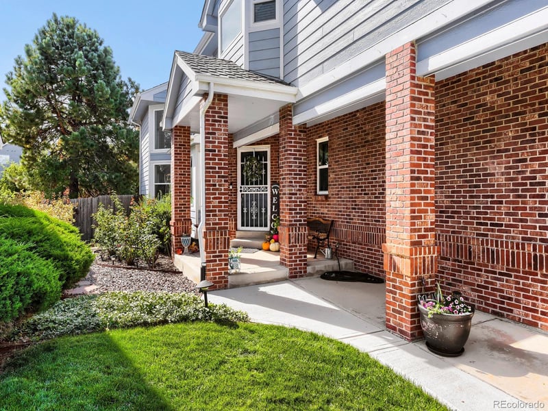 2350 E Nichols Pl, Centennial, CO 80122
