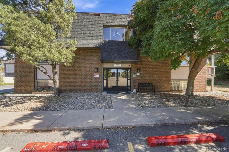 130 E Highline Cir #301, Centennial, CO 80122