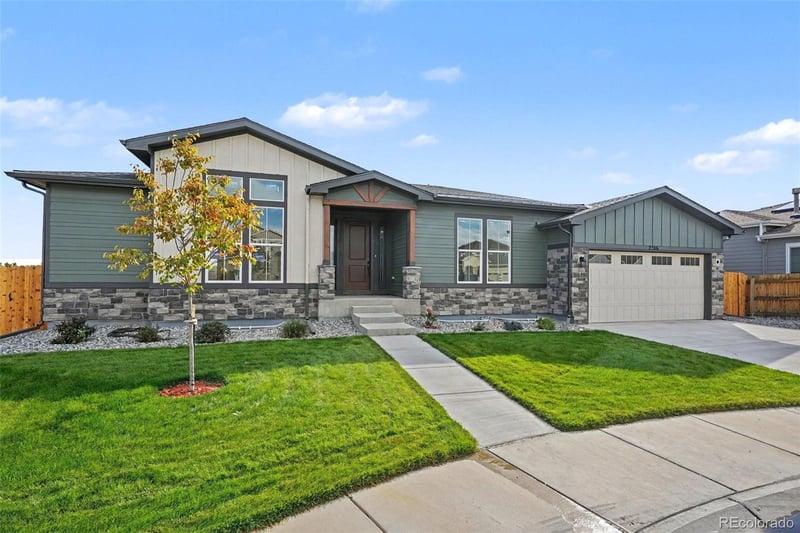 7286 Xenophon Ct, Arvada, CO 80005