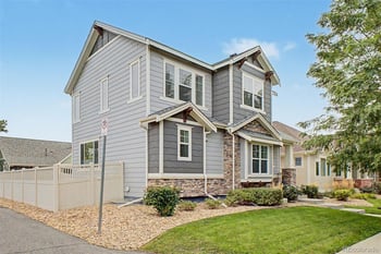 1424 Bluemoon Dr, Longmont, CO 80504