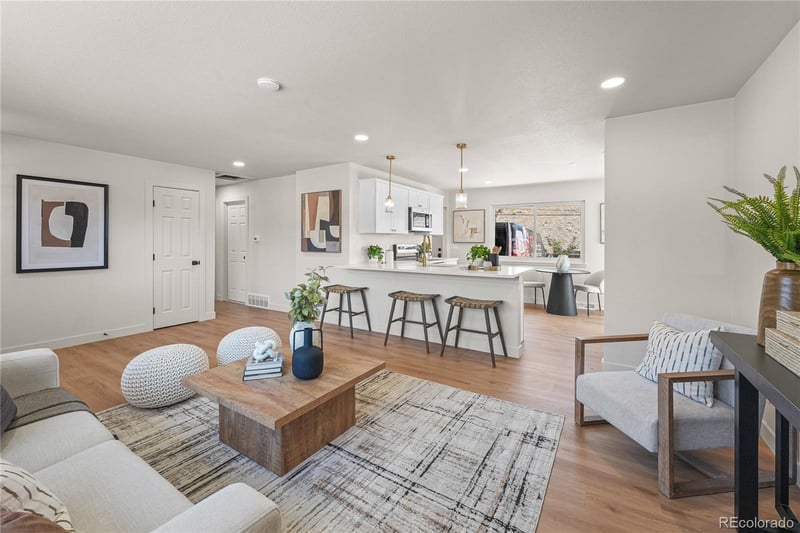 8506 Sheridan Ct, Arvada, CO 80003