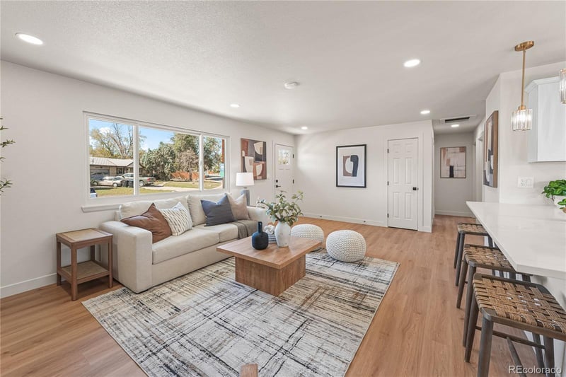 8506 Sheridan Ct, Arvada, CO 80003
