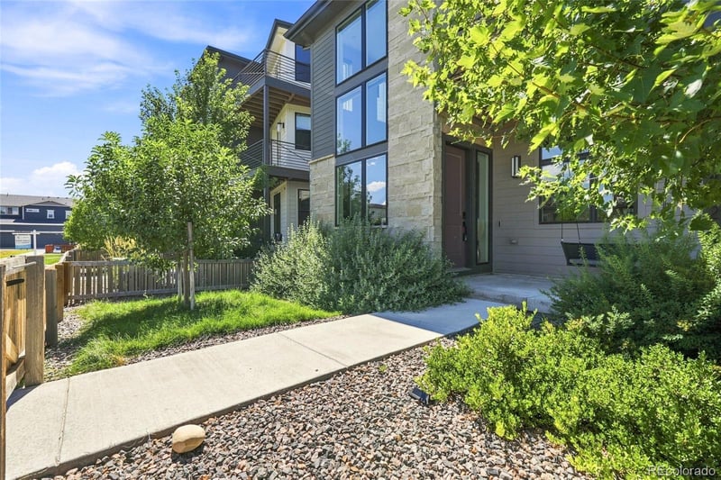 21412 E 61st Dr, Aurora, CO 80019