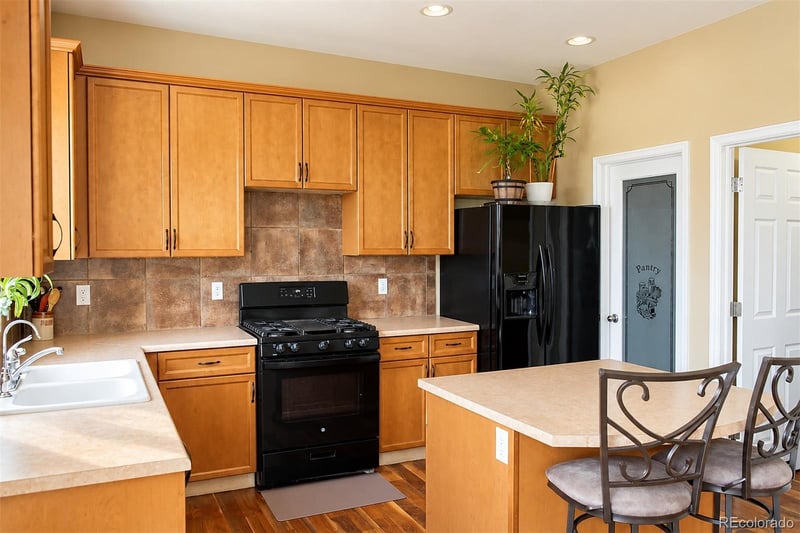 12111 Village Cir, Commerce City, CO 80603