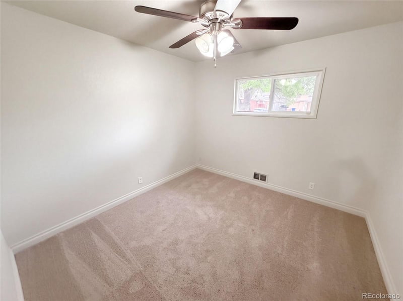 1330 Quentin St, Aurora, CO 80011