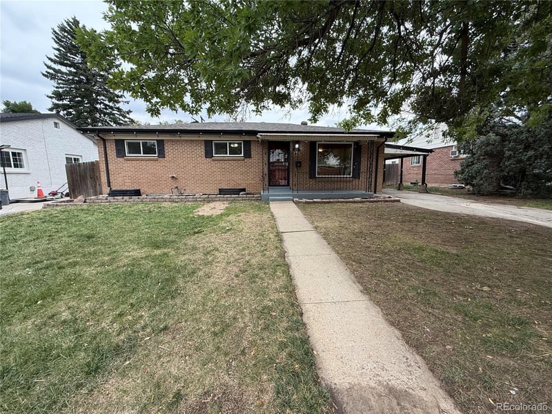 1330 Quentin St, Aurora, CO 80011