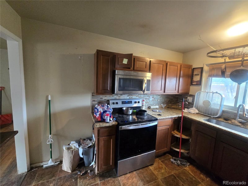 88 Doris Dr, Colorado Springs, CO 80911