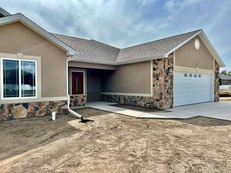 103 Belaire Cir, Sterling, CO 80751