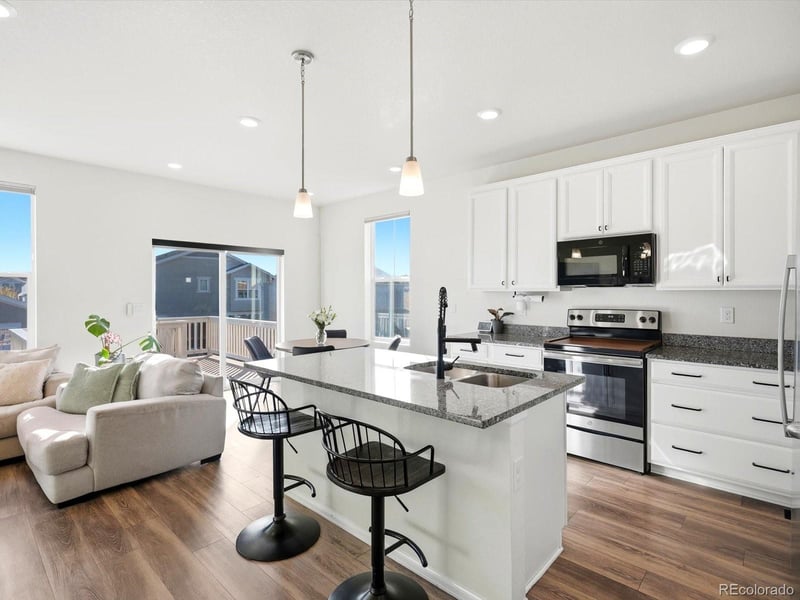 1275 High Point Trl, Elizabeth, CO 80107