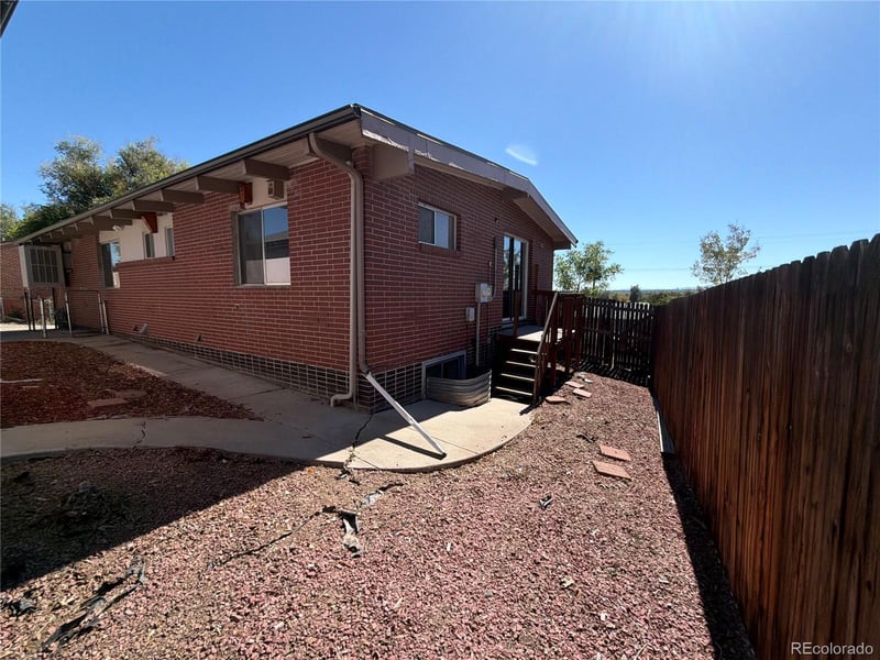 7811 W 62nd Ave, Arvada, CO 80004