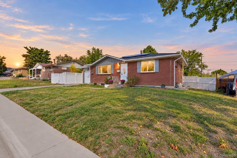 6583 Benton Cir, Arvada, CO 80003