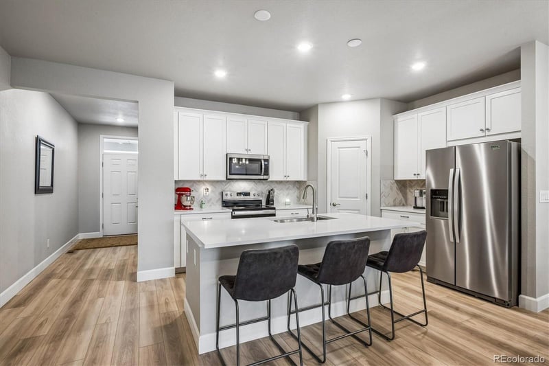 1864 S De Gaulle Ct, Aurora, CO 80018