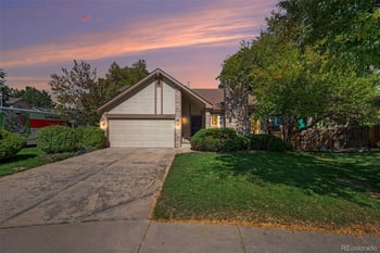 2610 S Oswego St, Aurora, CO 80014