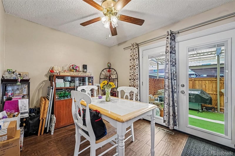 9191 E Oxford Dr, Denver, CO 80237