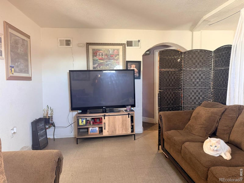 21125 4th Ave, Gill, CO 80624