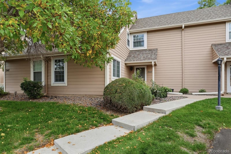 1945 S Xanadu Way, Aurora, CO 80014