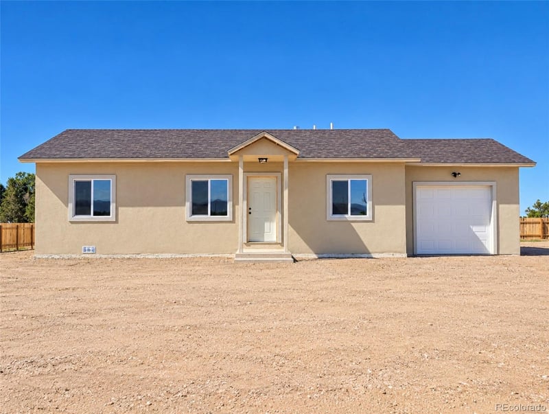 901 9th St, Blanca, CO 81123
