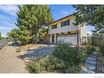 15303 E Nassau Dr, Aurora, CO 80013