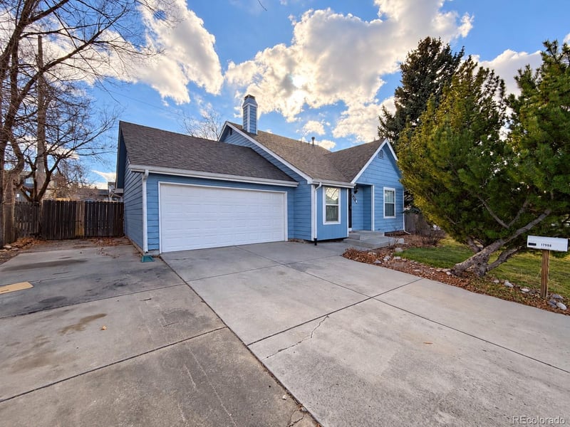 17998 E Bellewood Dr, Aurora, CO 80015