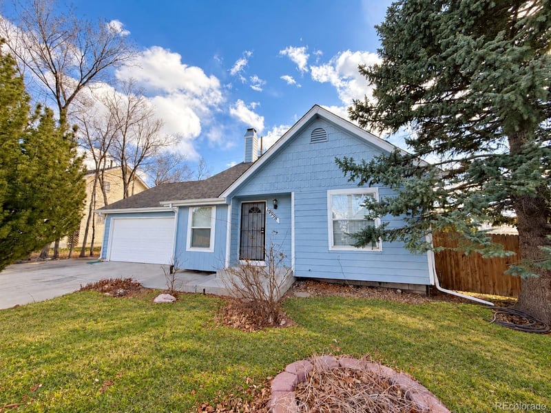 17998 E Bellewood Dr, Aurora, CO 80015
