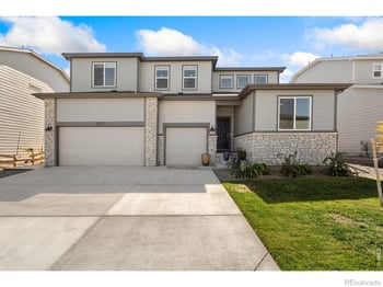 1117 Crystal Creek Dr, Windsor, CO 80550