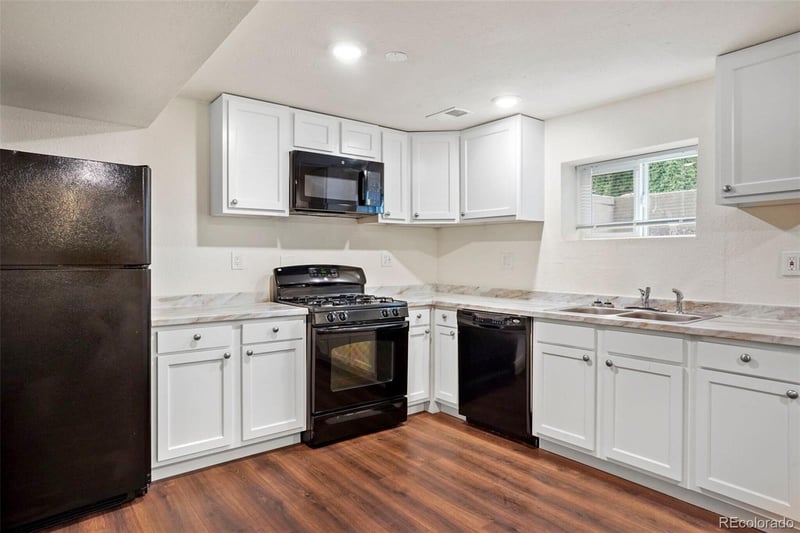 982 S Sheridan Blvd, Denver, CO 80226