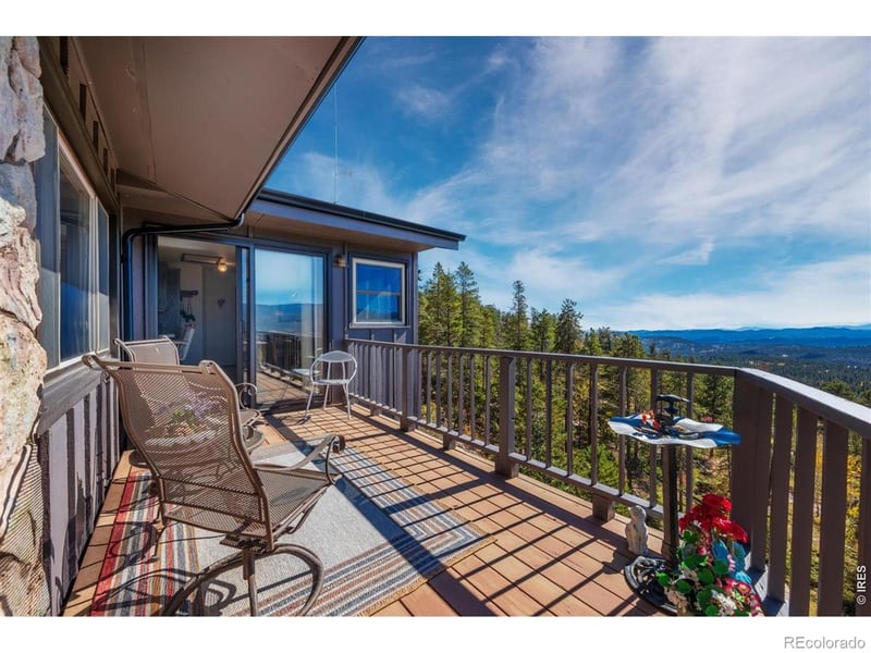 660 Jicarilla Trl, Red Feather Lakes, CO 80545